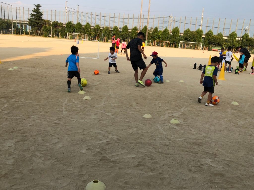 『塵も積もれば山となる！滴り積もりて淵となる！今から目標に向けて始めよう！』